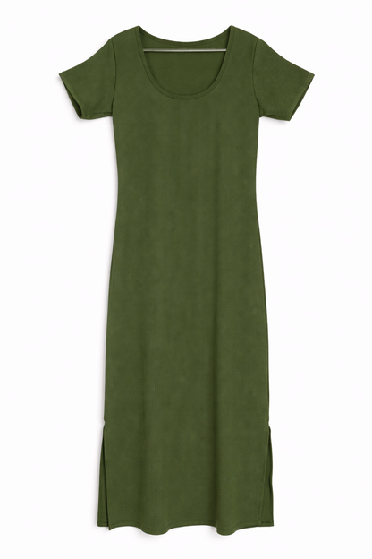 Vestido Midi Feminino Básico com Fenda