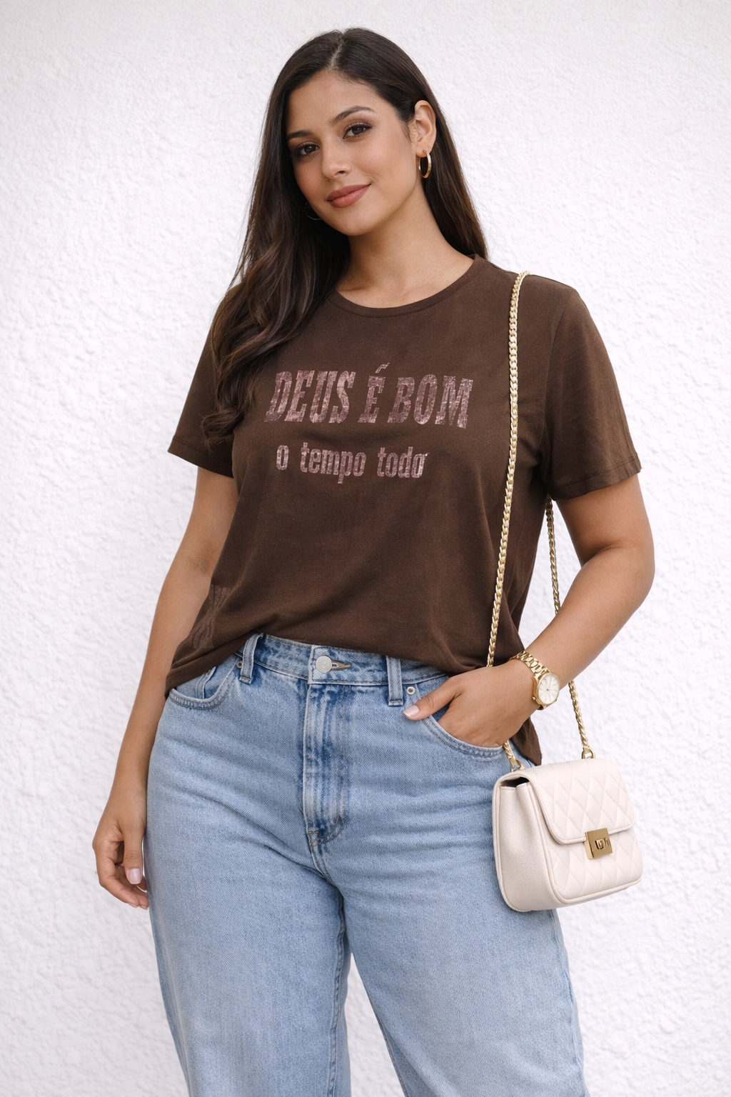 T-Shirt Feminina Bordada Premium – Estampa Exclusiva